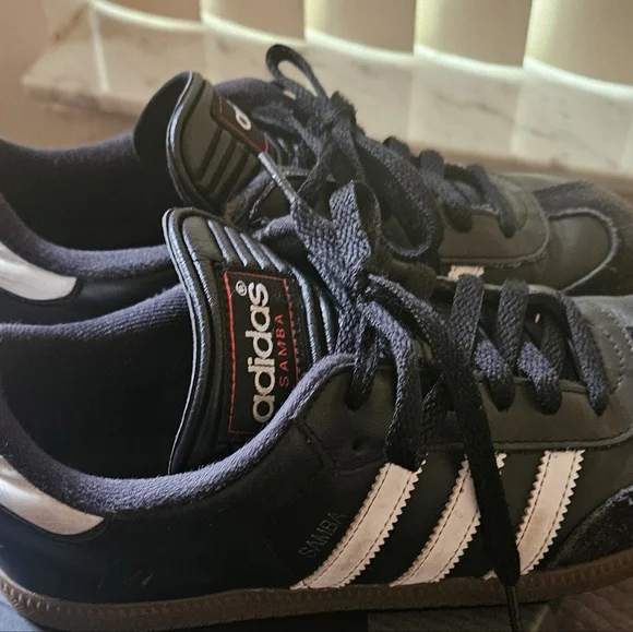 Adidas Samba Classic Black and White Shoes - Picture 2 of 9